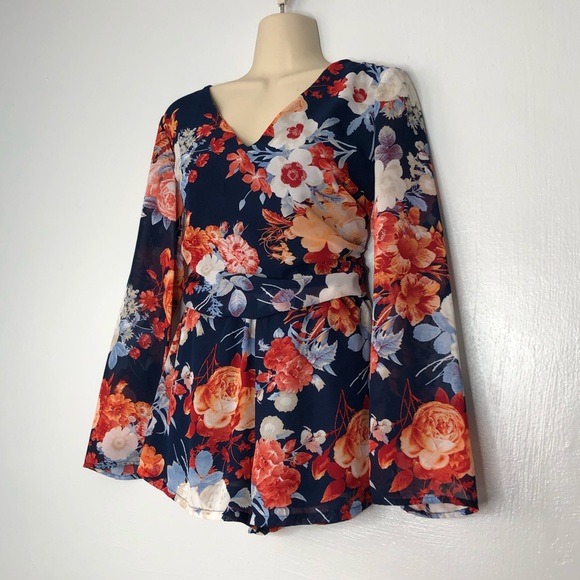 ⭐️4/$25 B Darlin navy floral wide sleeve romper S - Picture 3 of 8